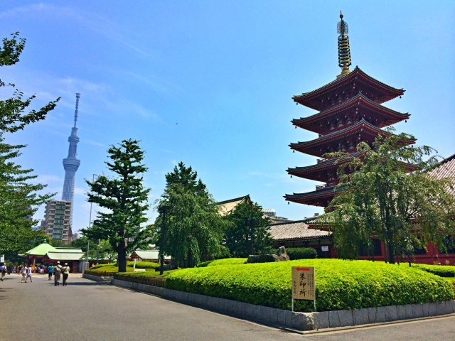 Pagoda at sensoji temple, asakusa, tokyo, japan