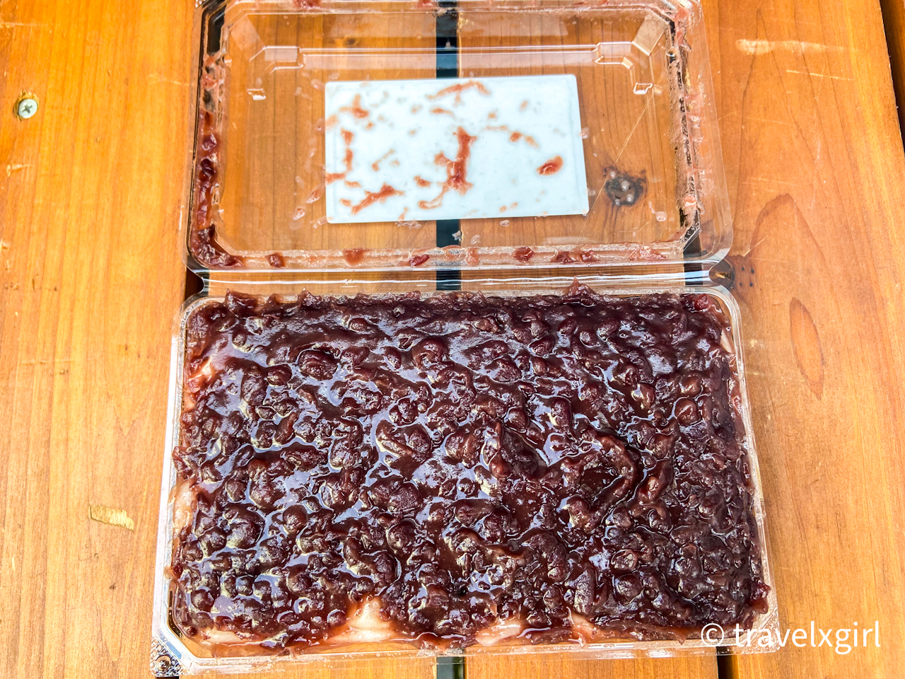 Daikanmochi at Boroichi Flea Market - Famous food