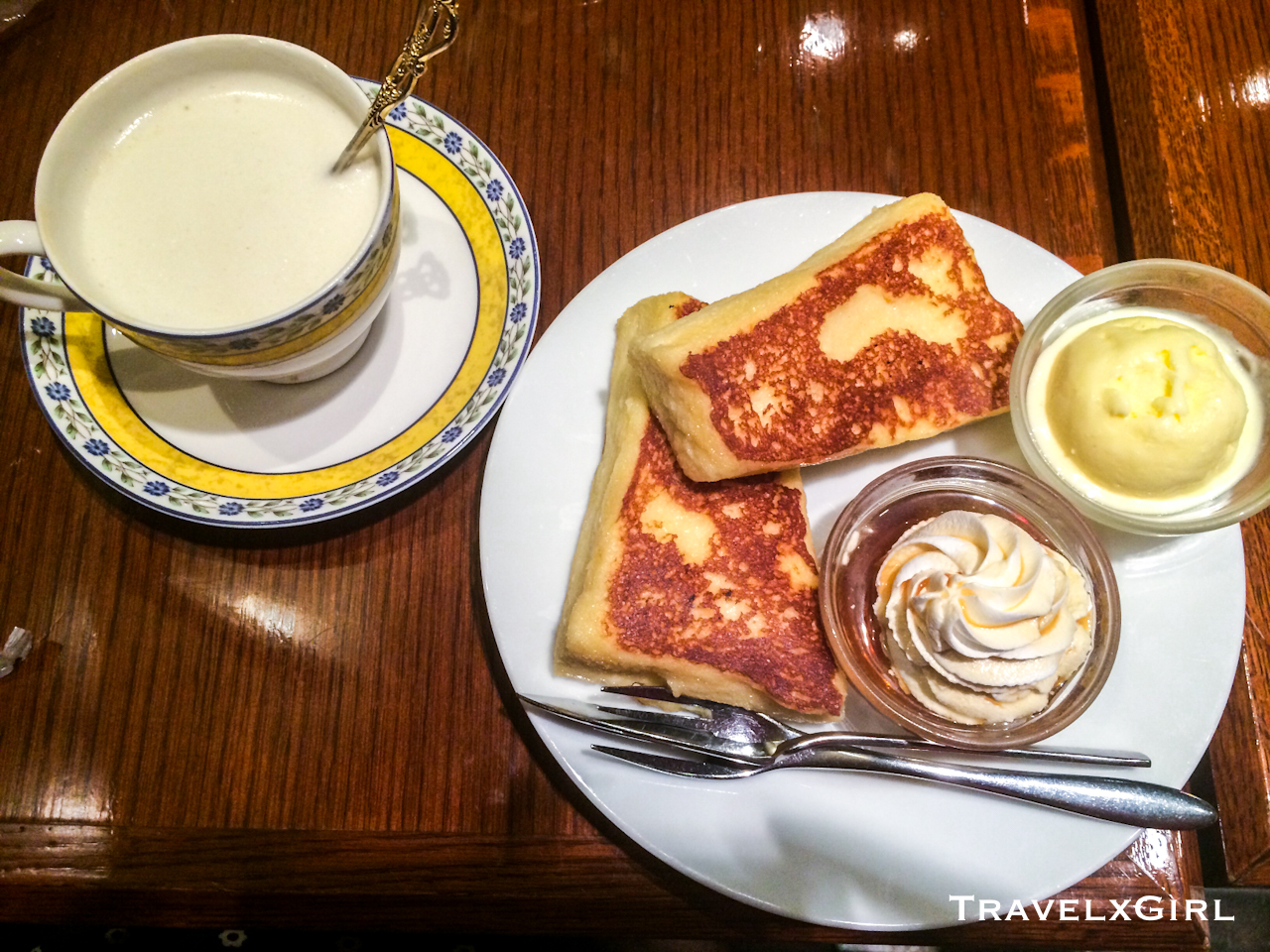 CAFE AALIYA, Shinjuku, Tokyo