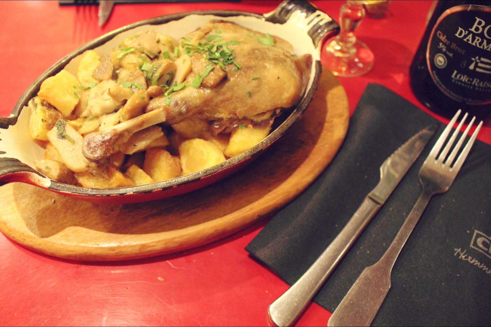 パリジャンおすすめ南仏レストラン「Chez Gladines」で鴨のコンフィ