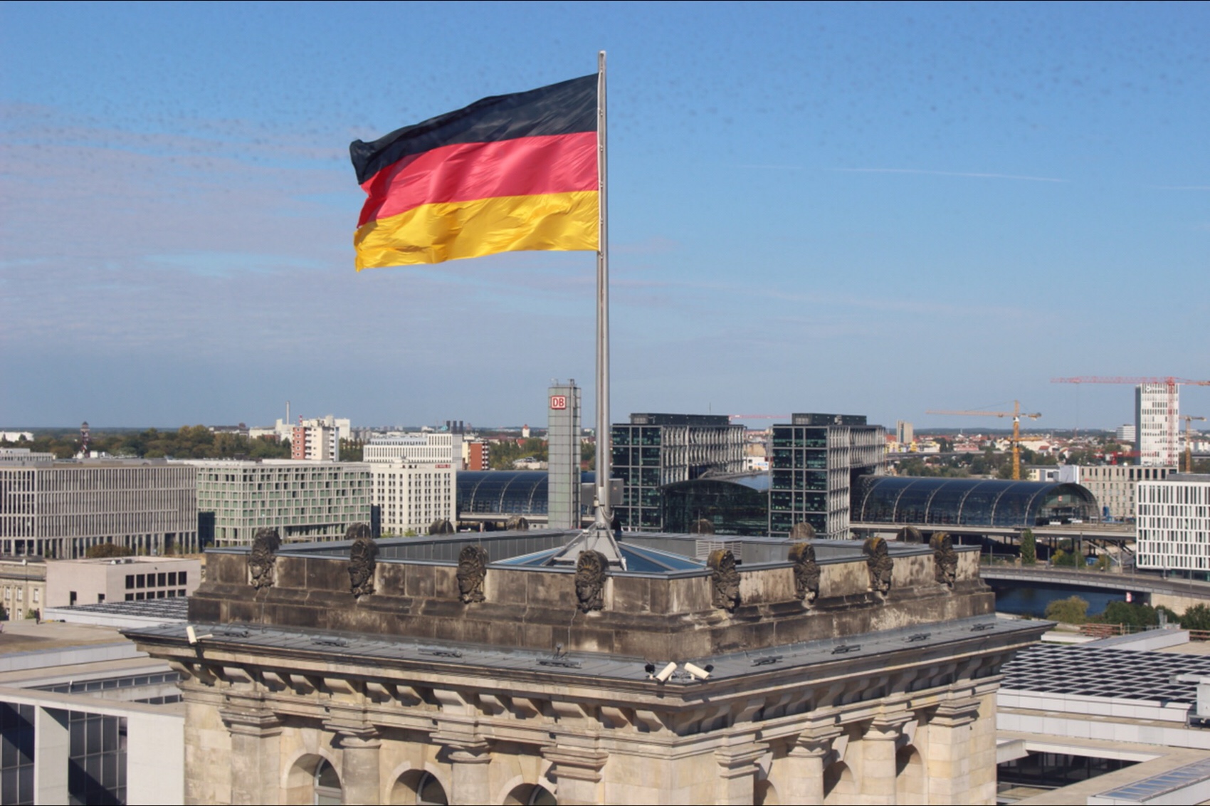 ベルリン旅行：ドイツ連邦議会議事堂の無料見学