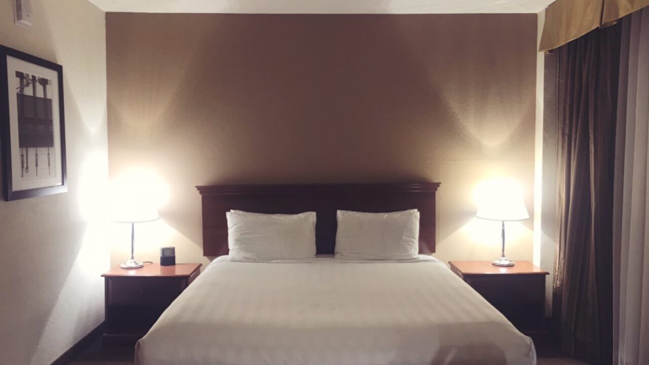 サンディエゴホテル：ベストウェスタンプラス ベイサイドイン、部屋の写真