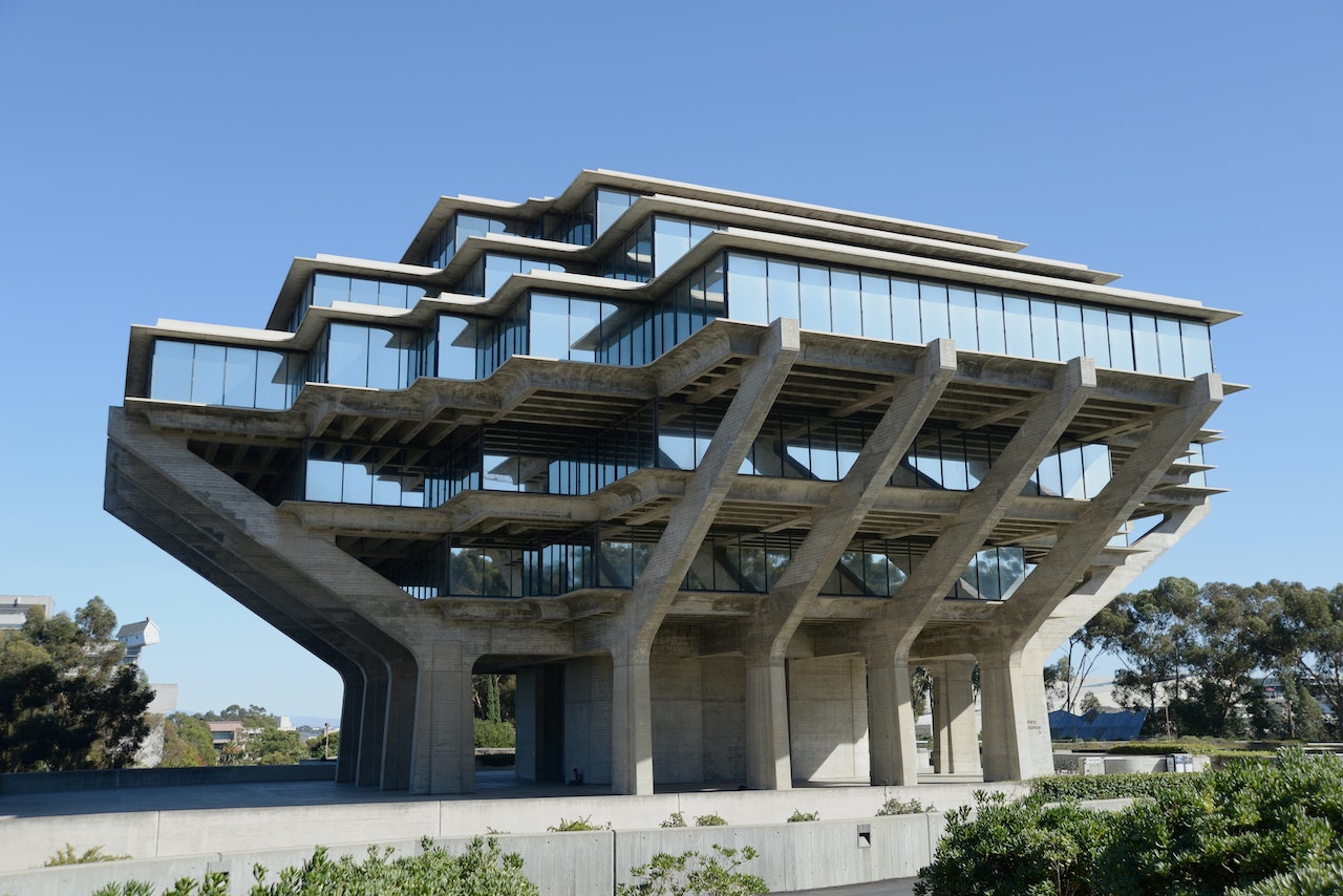サンディエゴ・写真映え建物：ゲイセル図書館