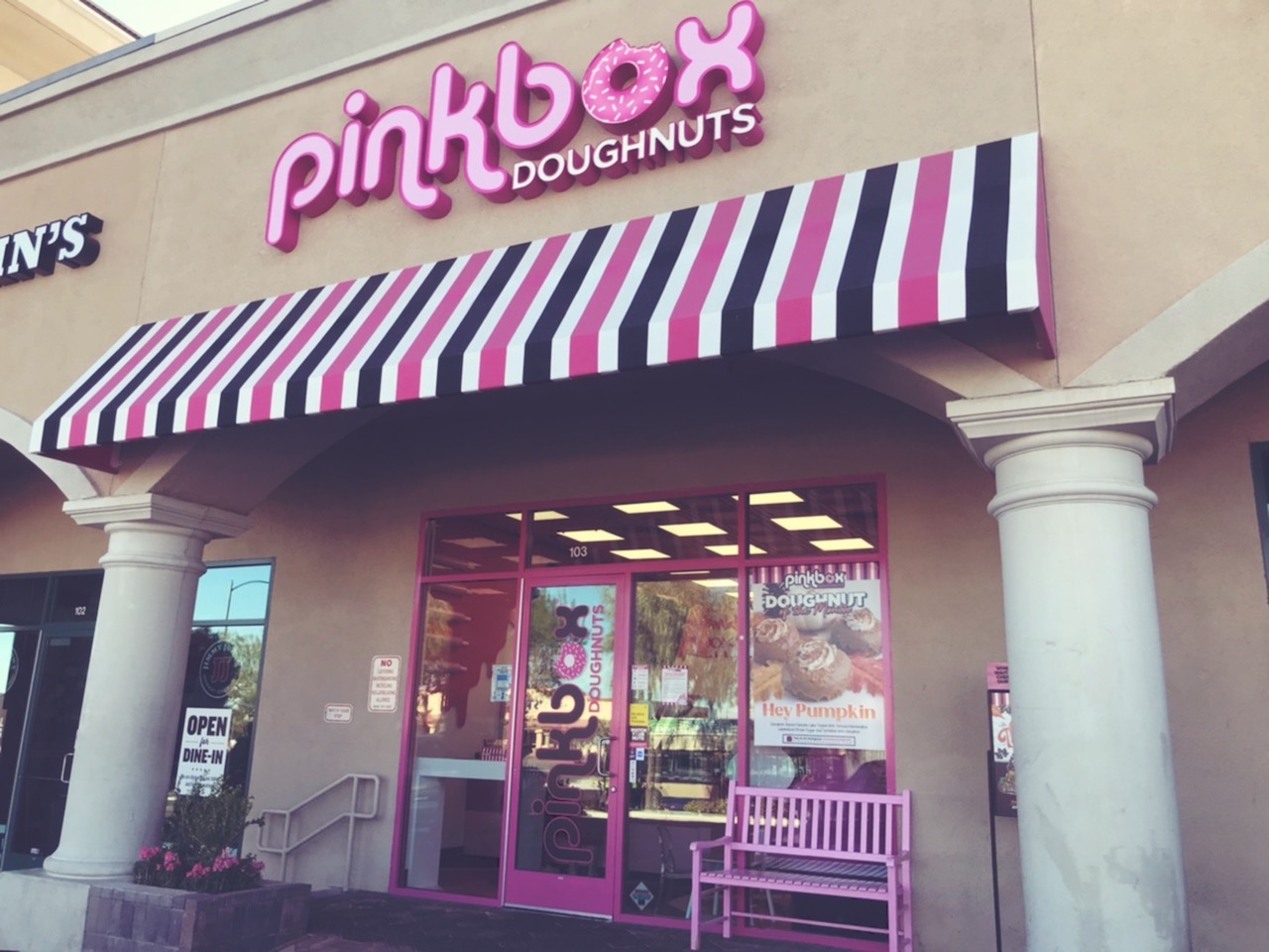 ラスベガス発、Pinkbox Doughnuts！おいしいドーナツを24時間営業で販売